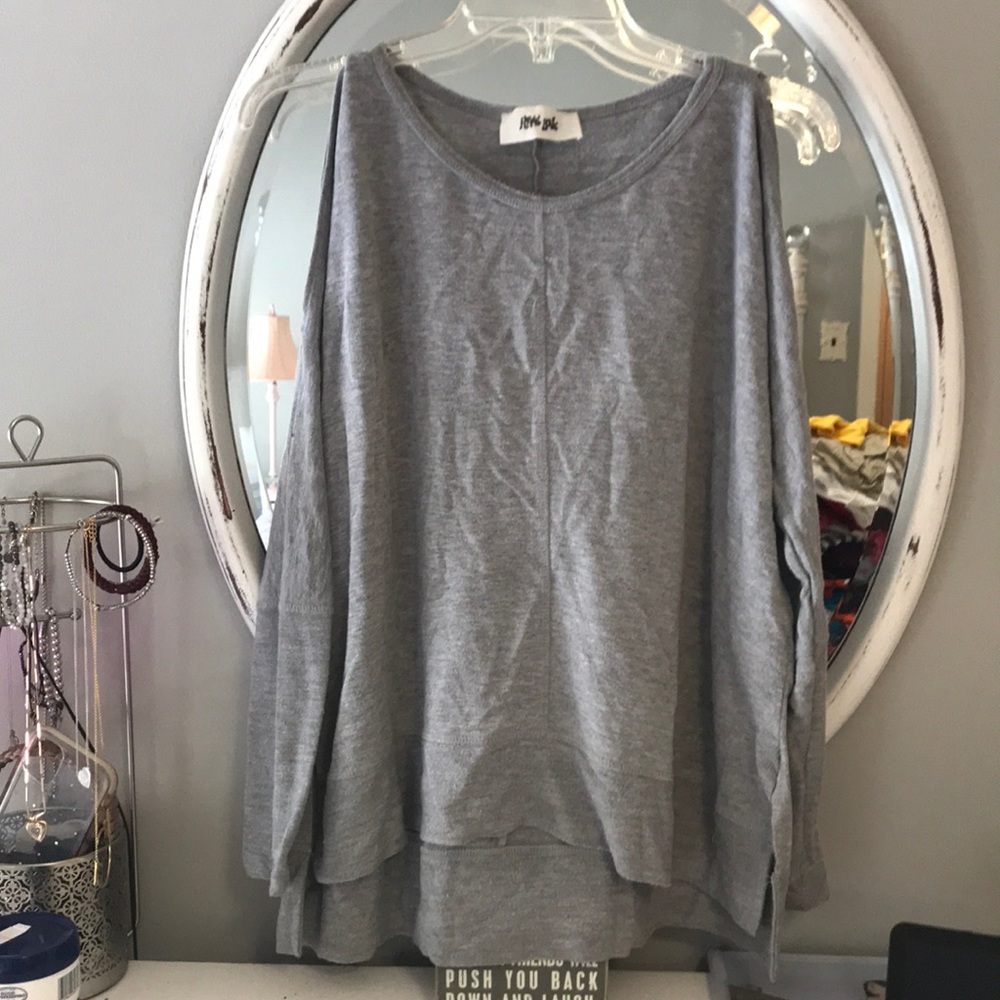 Hippie Love comfy grey cold shoulder top